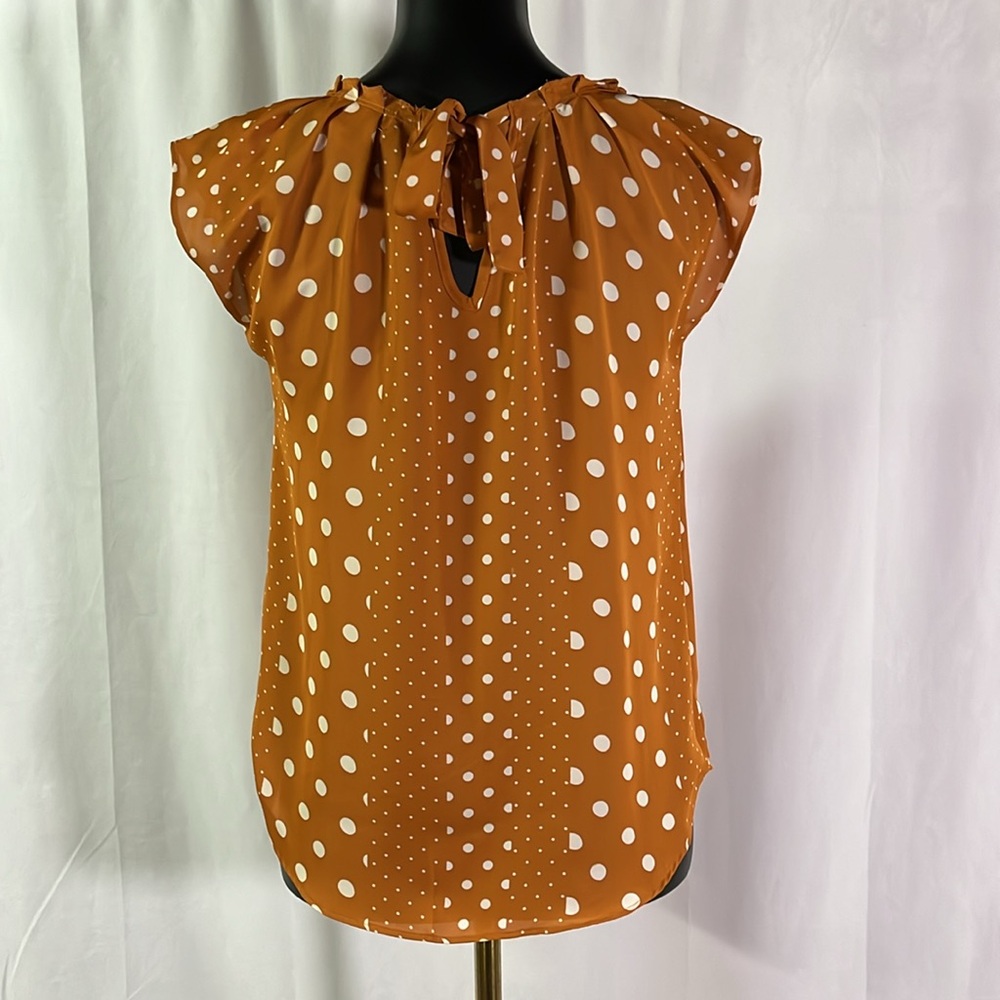 NWT LC Lauren Conrad Burnt Orange Polka Dot Print Pleat Neck Blouse - Picture 3 of 16